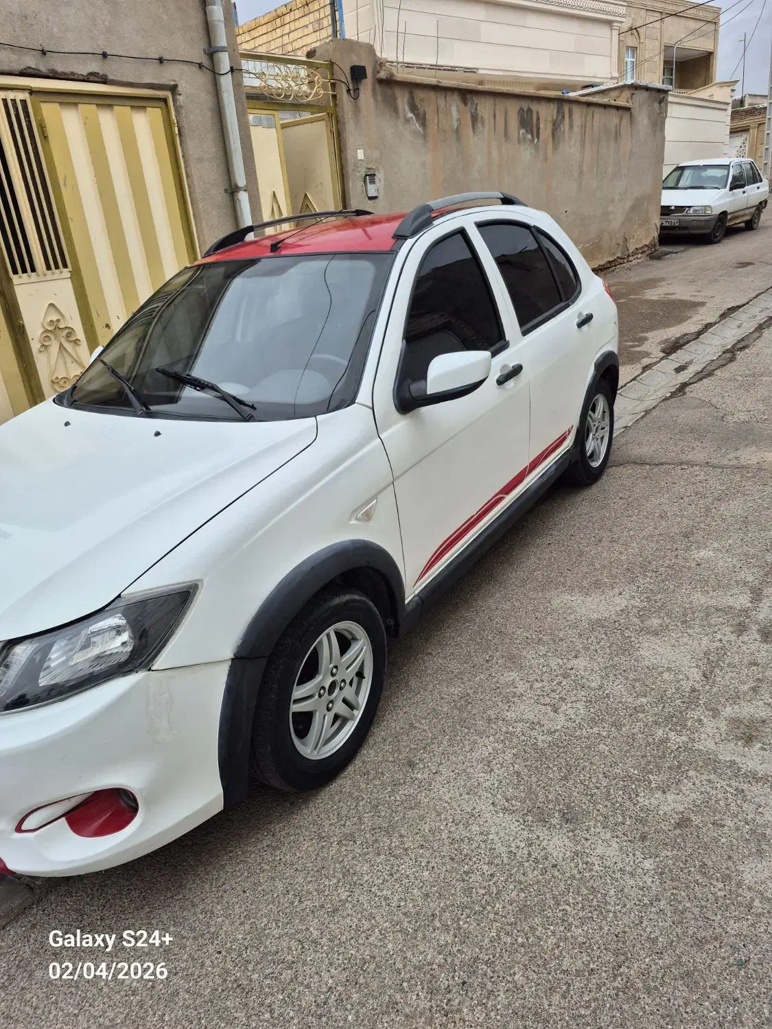 کوییک R سفید قرمز  مدل 1400|خودرو سواری و وانت|قائن, |دیوار