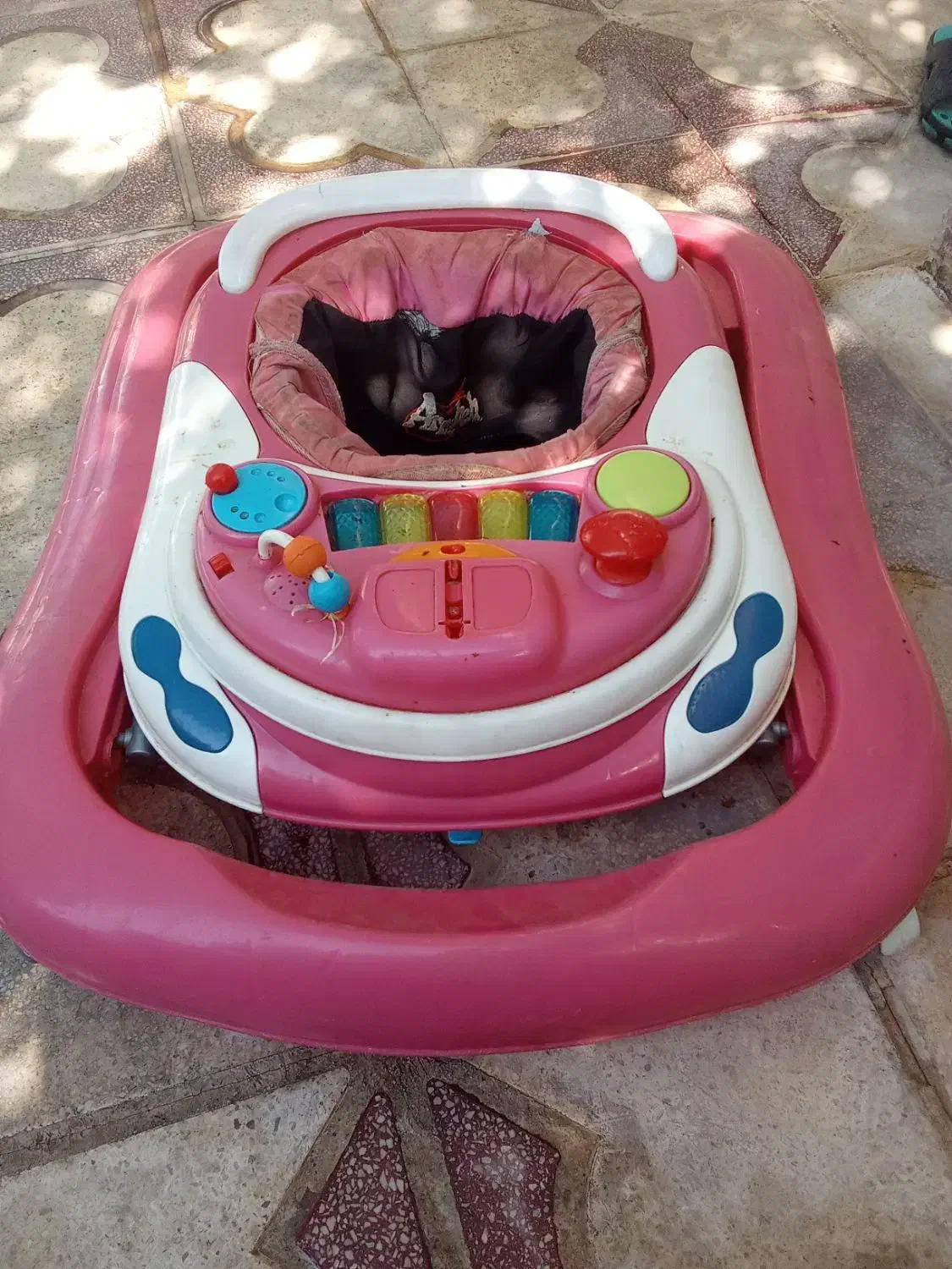 روروک.|کالسکه و لوازم جانبی|شیراز, صاحب الزمان|دیوار