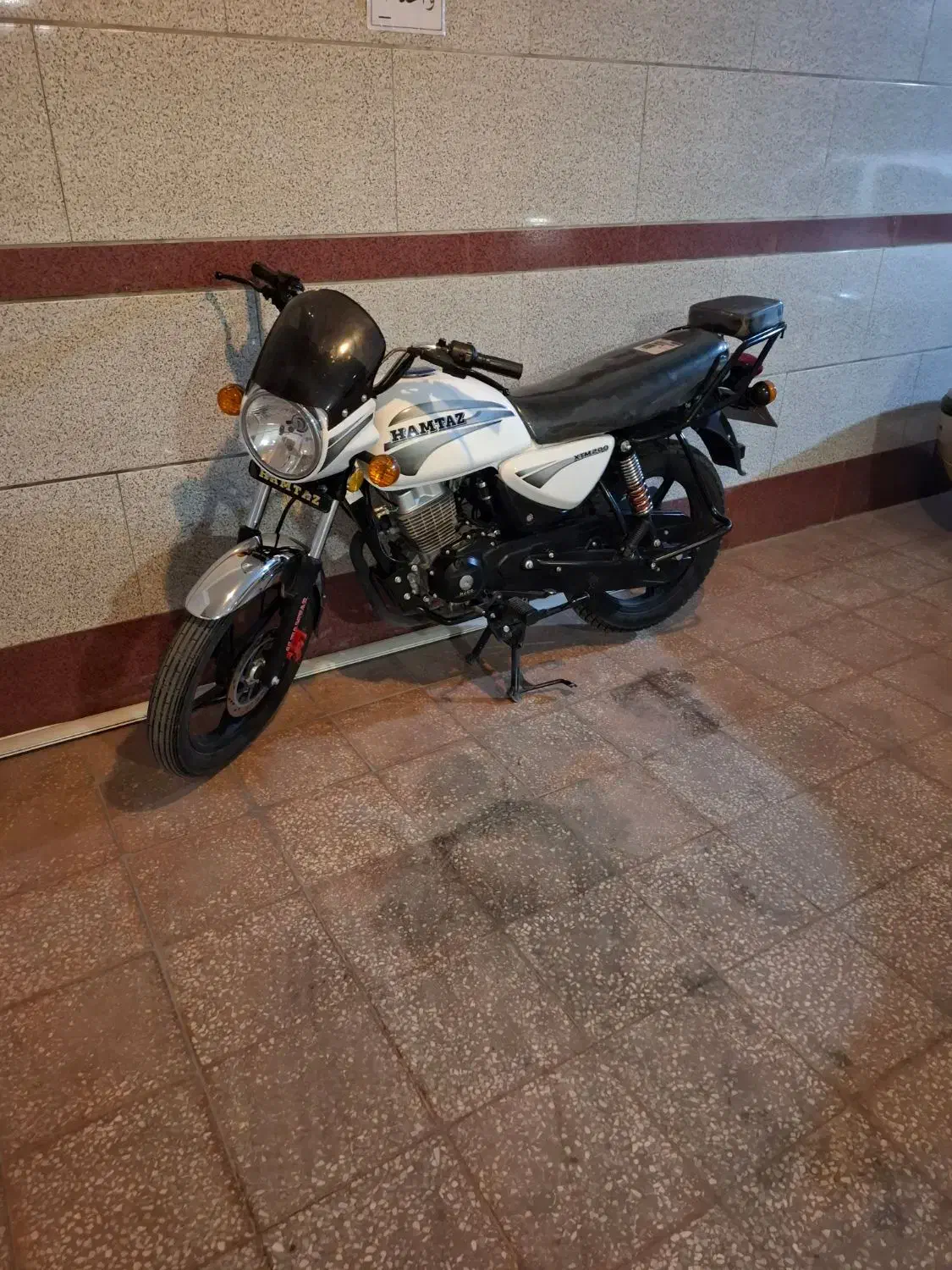 موتورباکسرطرح همتاز سند سفید یک‌سال بیمه|موتورسیکلت|بروجرد, |دیوار