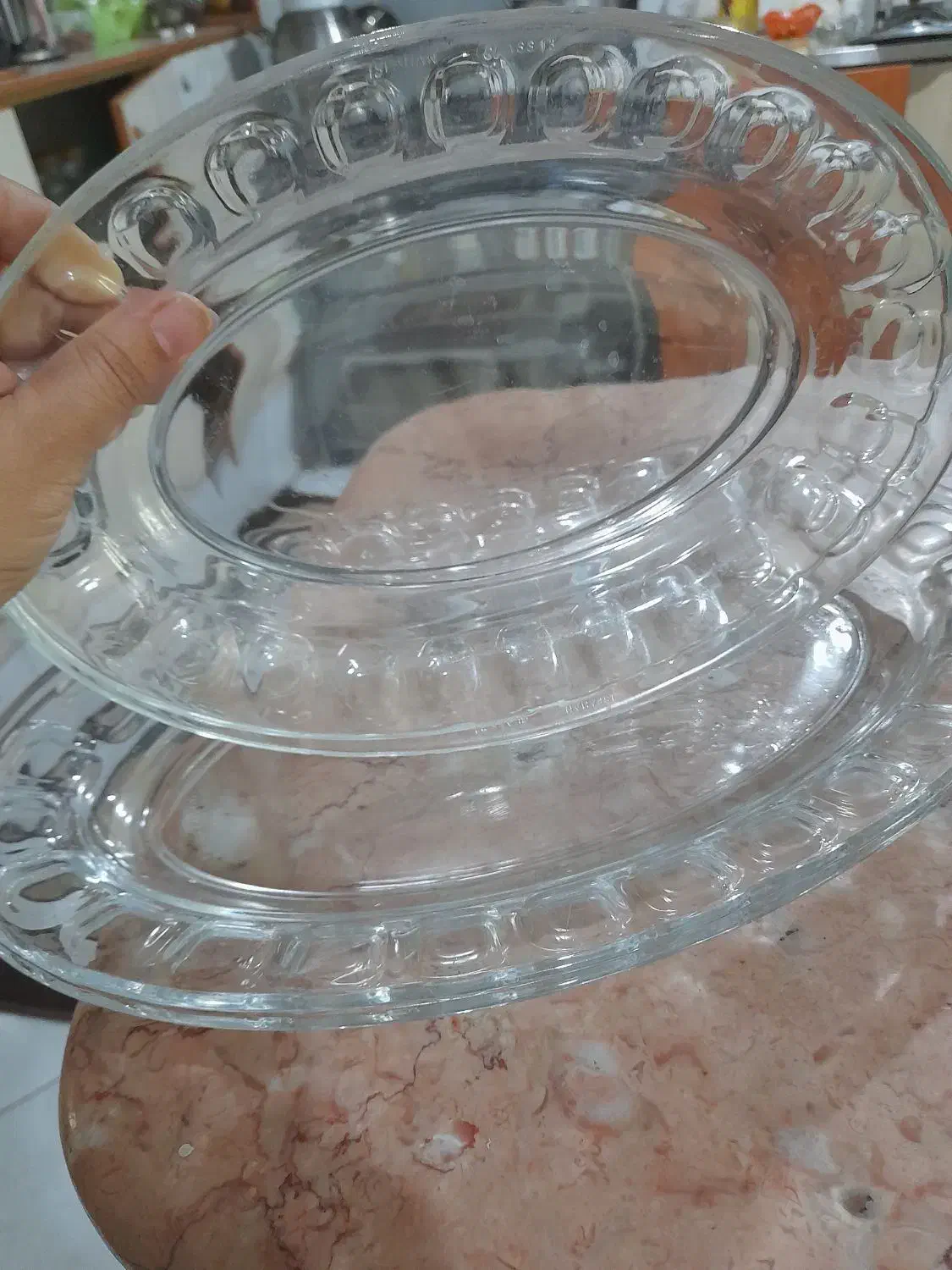 ظروف‌کارکرده|ظروف سرو و پذیرایی|ری, سرتخت|دیوار