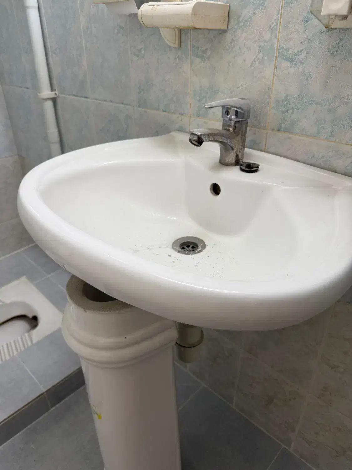 روشویی|لوازم سرویس بهداشتی|بابل, |دیوار