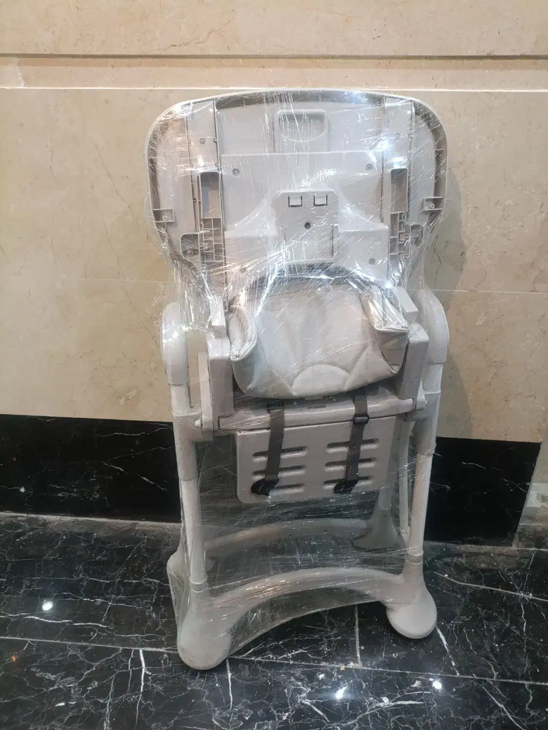 صندلی غذا خوری برندzooye|اسباب و اثاث بچه|ری, دیلمان|دیوار