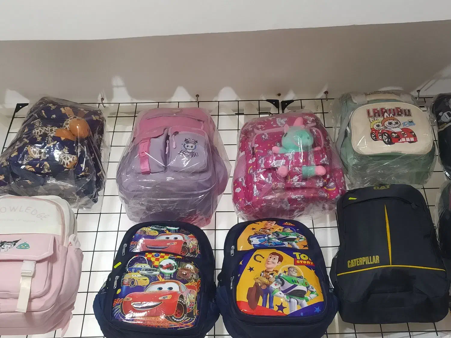 کیف ،کوله مدارس برای هر سنی عمده و خرده|کیف، کفش، کمربند|میاندوآب, |دیوار