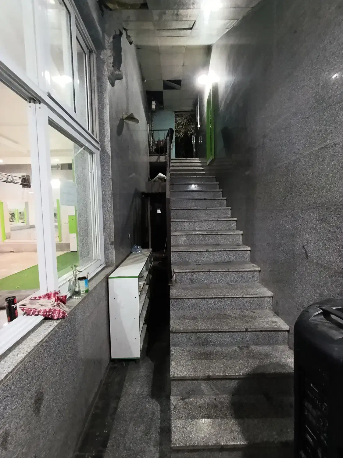 رهن و اجاره زیر زمین کاملاًبهداشتی توس 33نوید شکری|اجارهٔ مغازه و غرفه|مشهد, نوید|دیوار