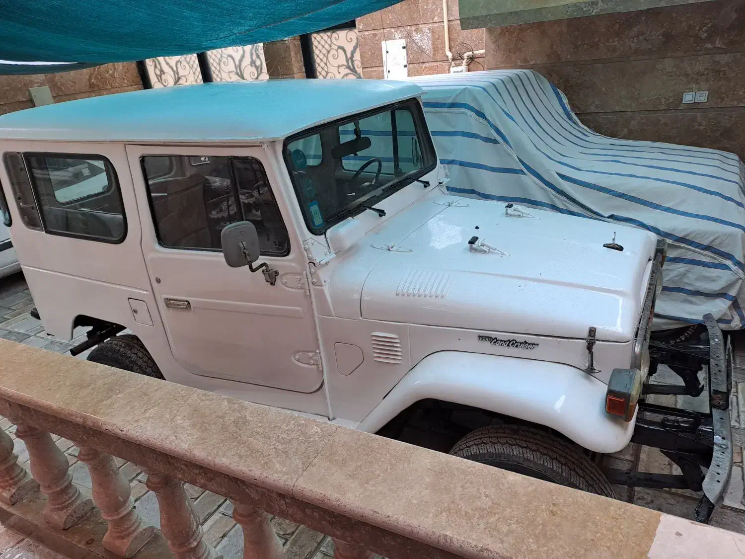 جیپ تویوتا ۸۳ 2f|خودرو کلاسیک|کازرون, |دیوار