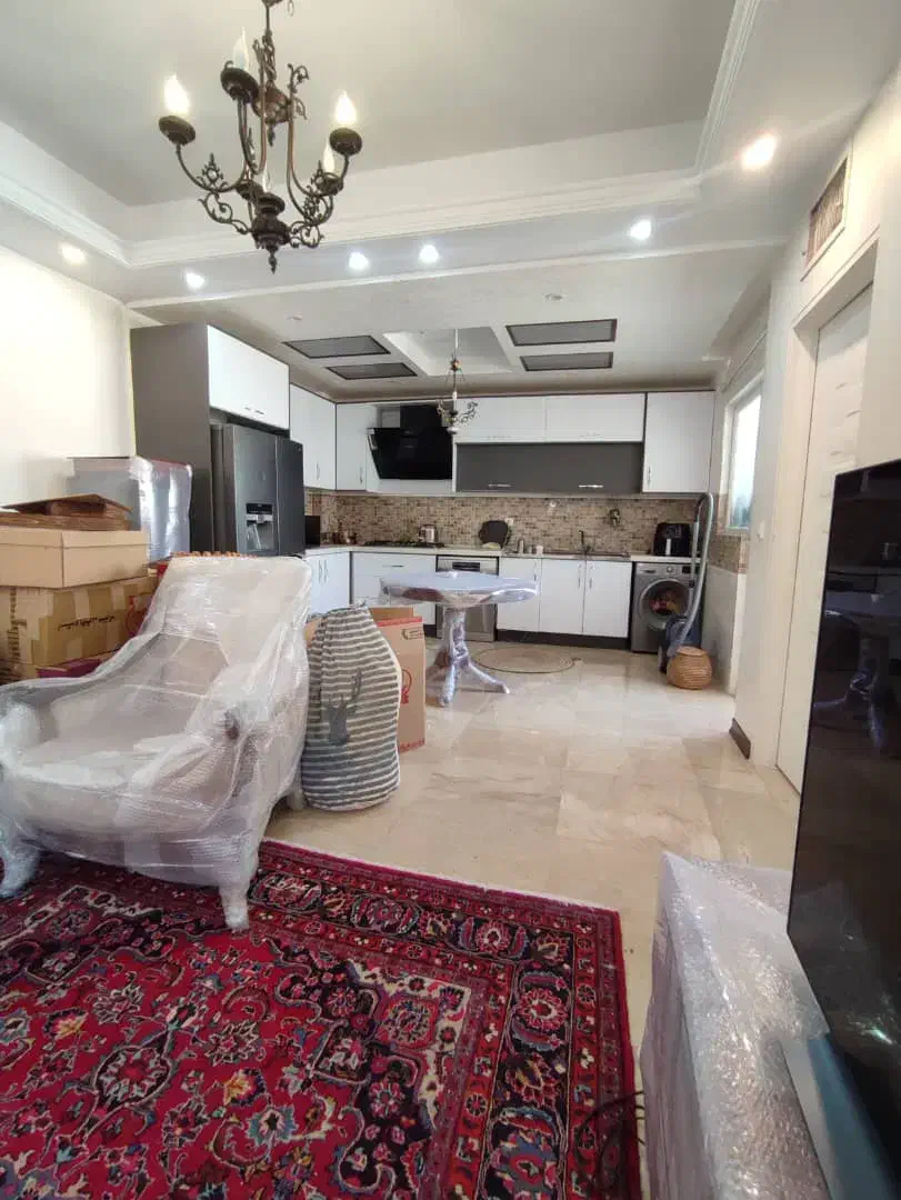 ۸۷ متر دو خوابه فول امکانات