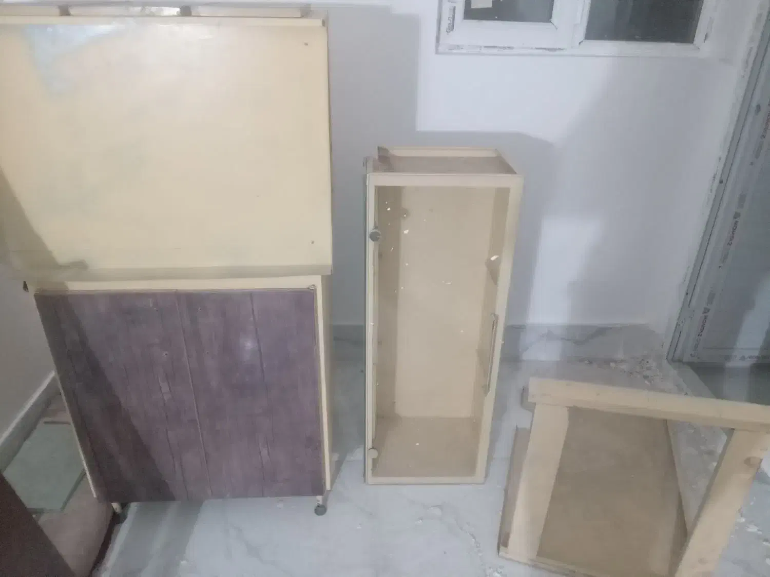 چند عدد کابینت درحد سالم|آب‌چکان و نظم‌دهنده ظروف|سبزوار, باهنر|دیوار