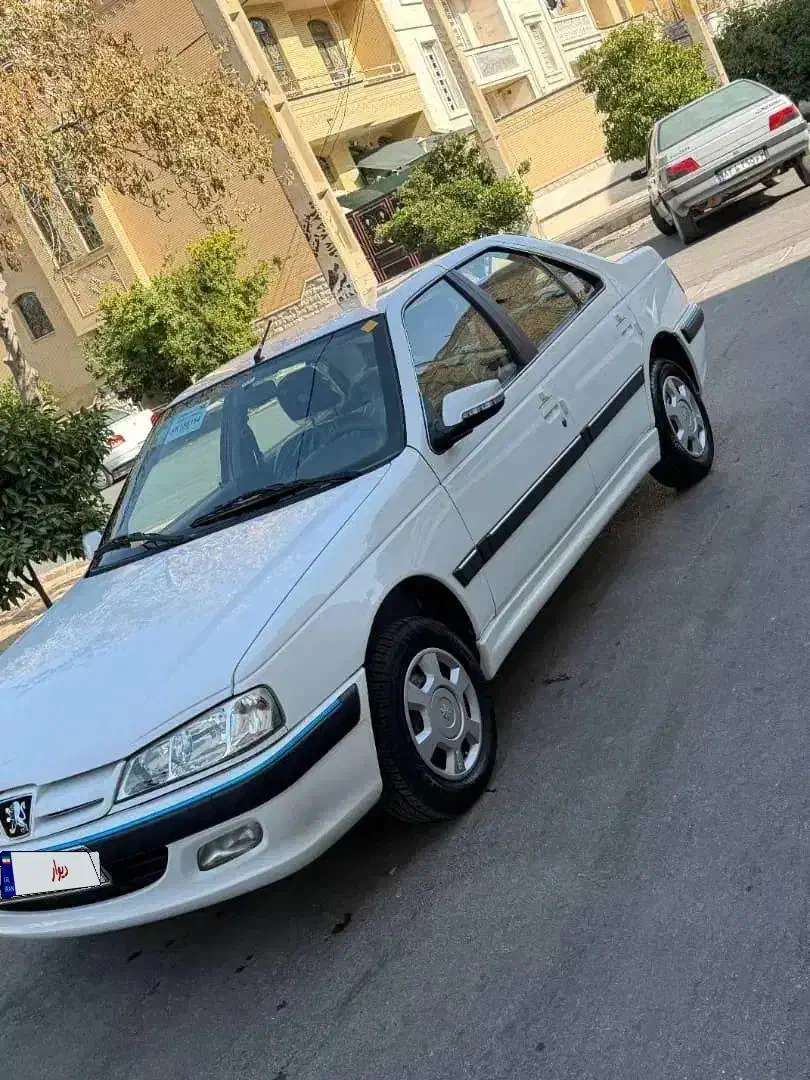 پژو پارس سال مدل 401/12 بامانیتورتمام فابریک|خودرو سواری و وانت|شیراز, میانرود|دیوار