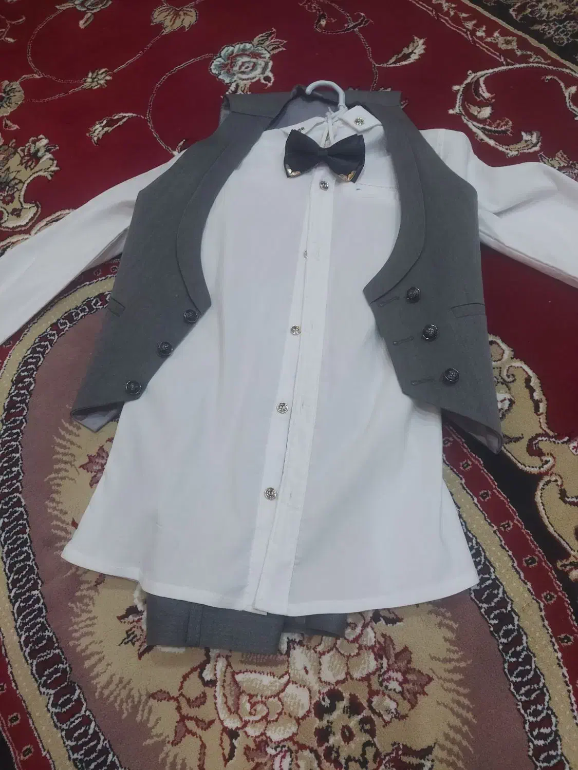 لباس مجلسی و کفش بچه گانه|کفش و لباس بچه|پرهسر, |دیوار