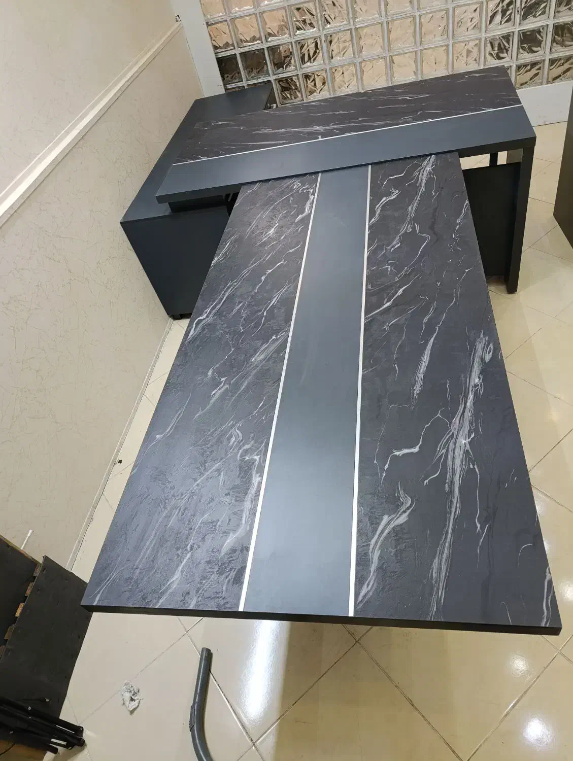 میز مدیریت و کنفرانس|مبلمان اداری|قم, خداکرم|دیوار