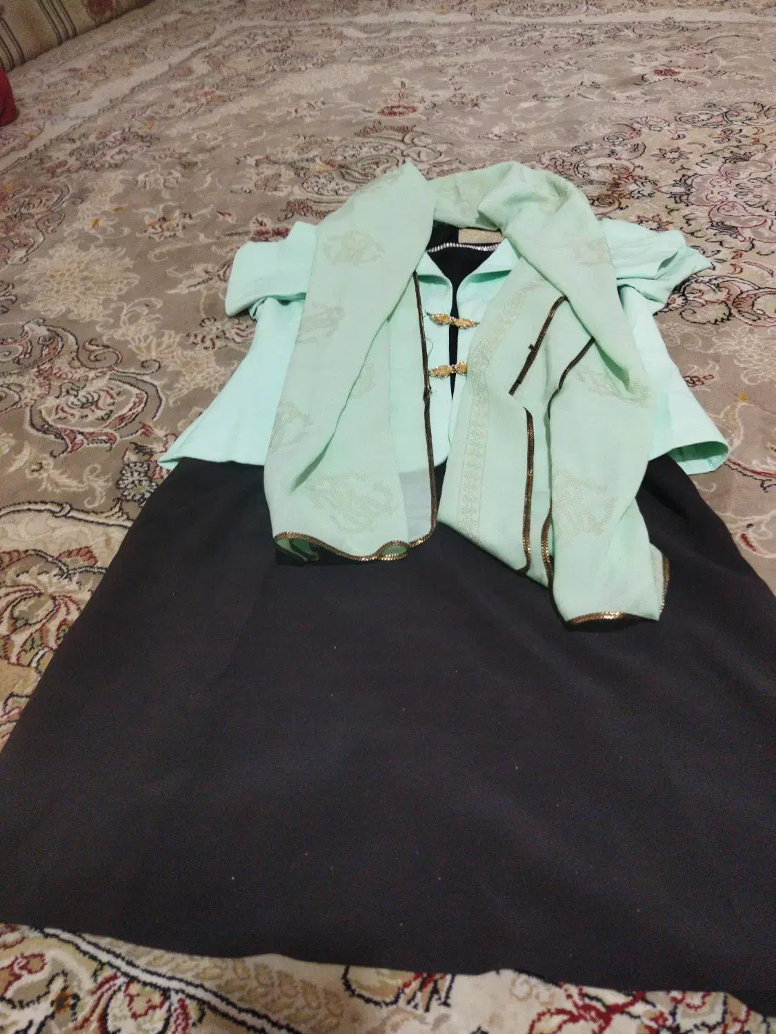 کت سارافون تمیز در حد نو|لباس|اقبالیه, |دیوار