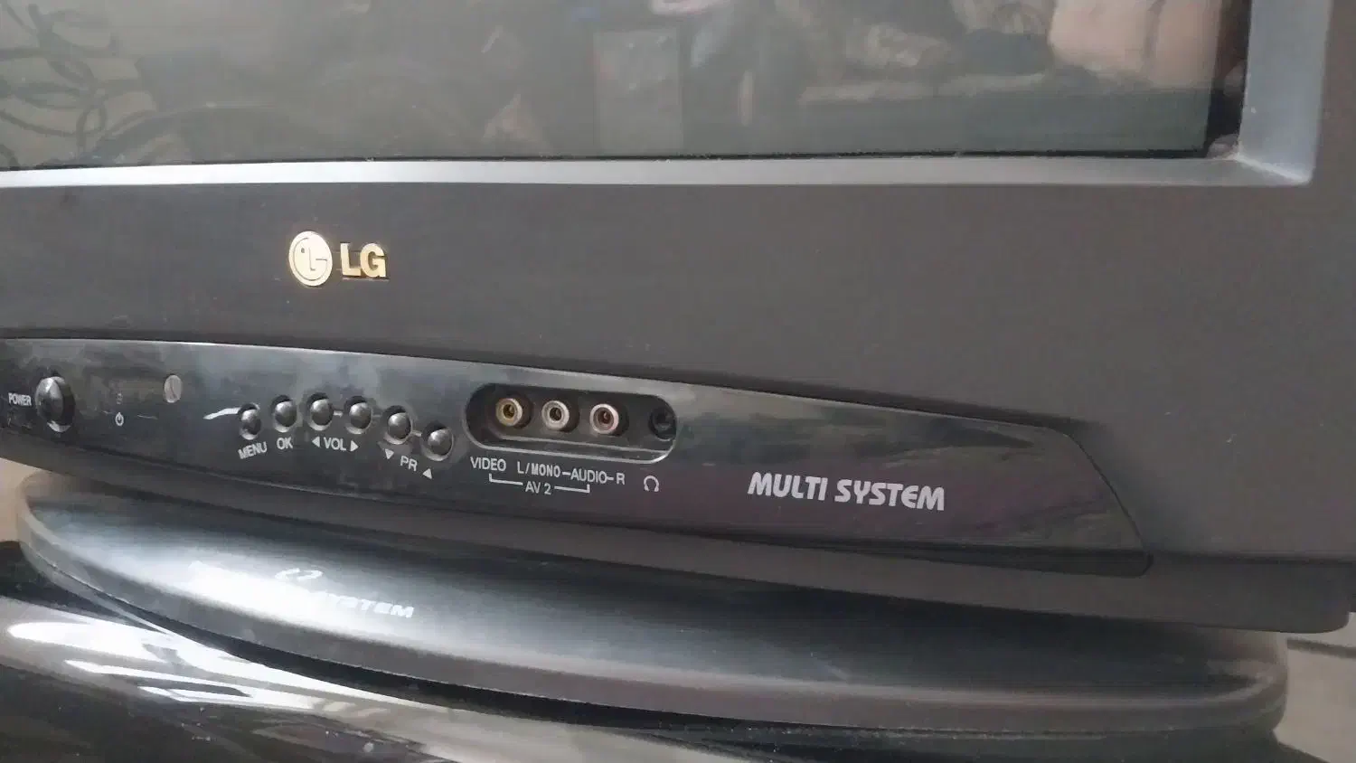 تلویزیون 21 الجی بهمراه دیجیتال|تلویزیون و پروژکتور|یزد, |دیوار