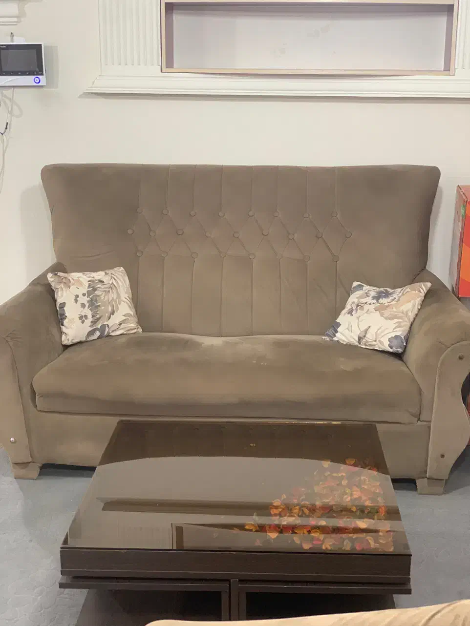 مبل ۷نفره|مبلمان خانگی و میز عسلی|تالش, هشتپر|دیوار