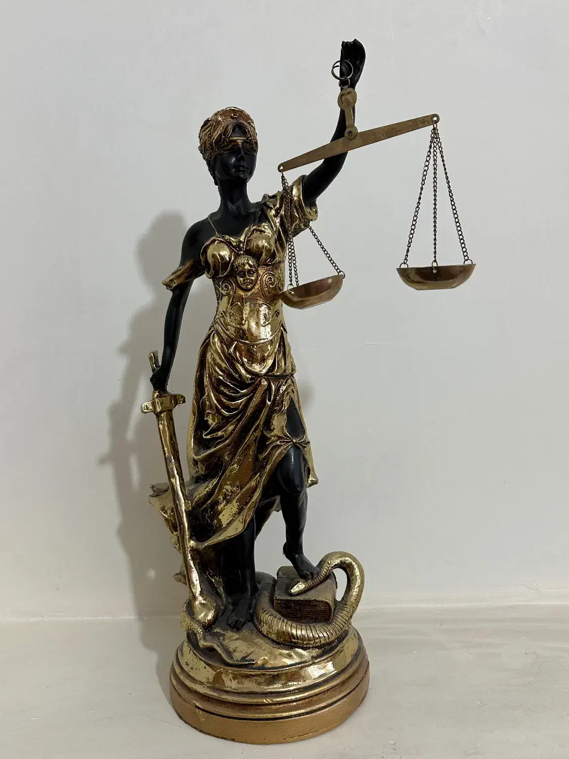 مجسمه|مجسمه، تندیس، ماکت|تبریز, |دیوار
