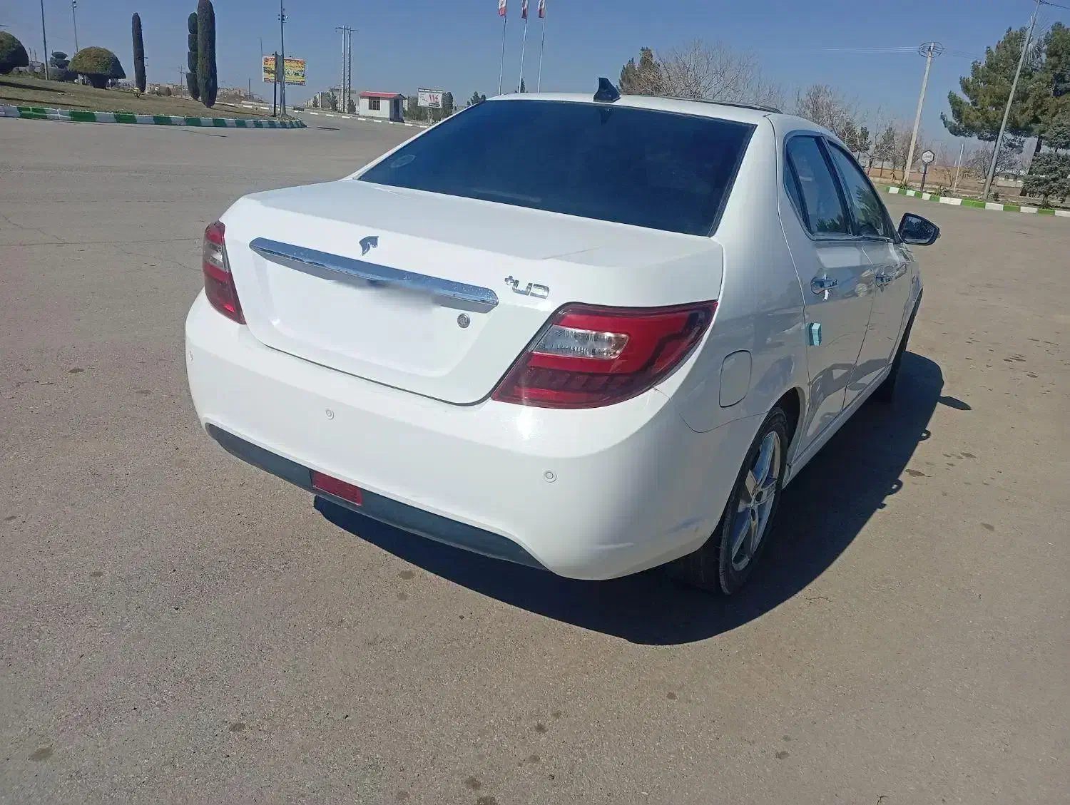 دنا|خودرو سواری و وانت|سبزوار, کهنه آب|دیوار