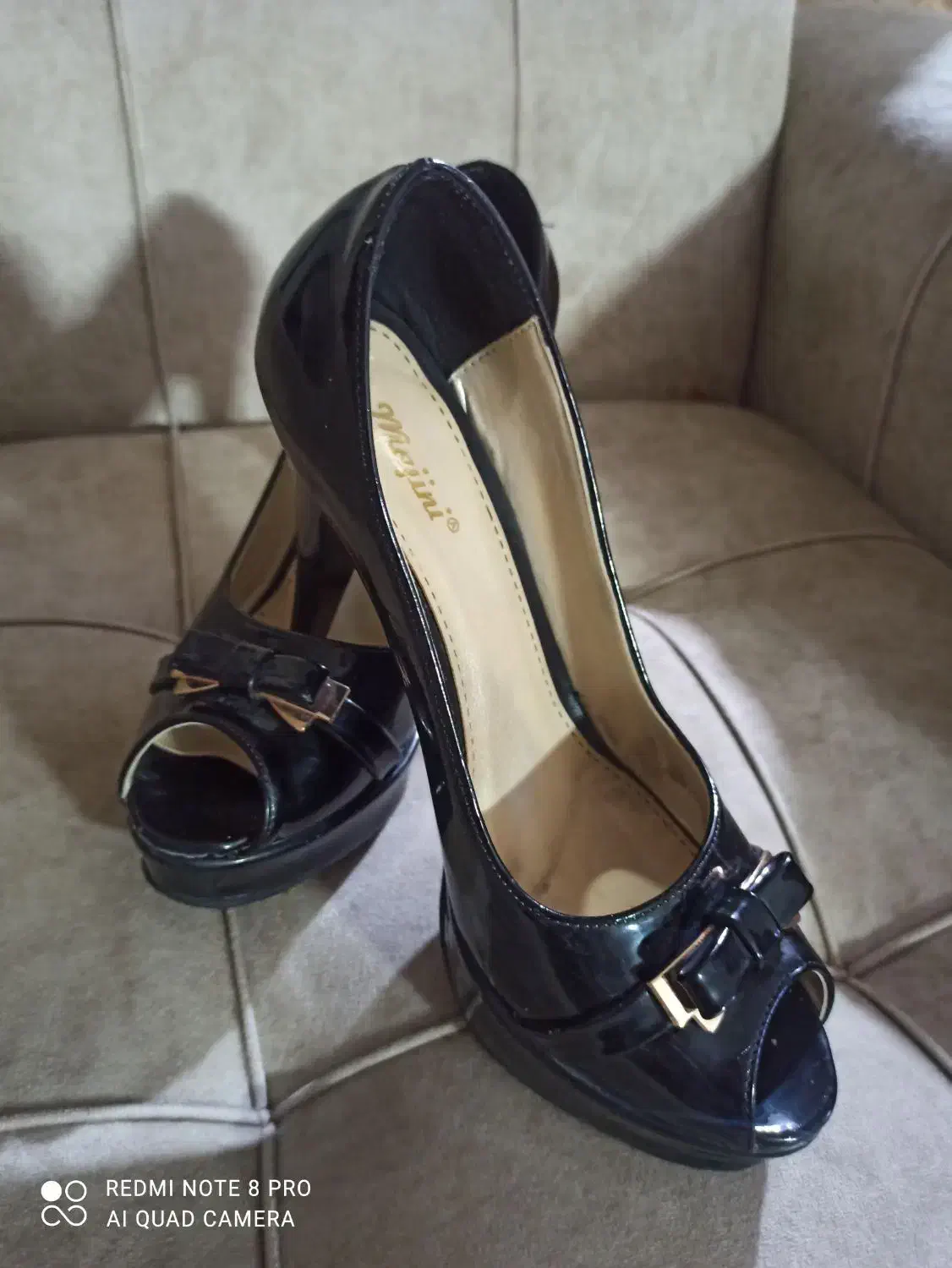 کفش|کیف، کفش، کمربند|بجنورد, |دیوار