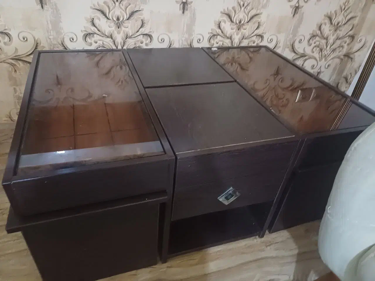 لوازم خانگی|مبلمان خانگی و میز عسلی|آستانه اشرفیه, |دیوار