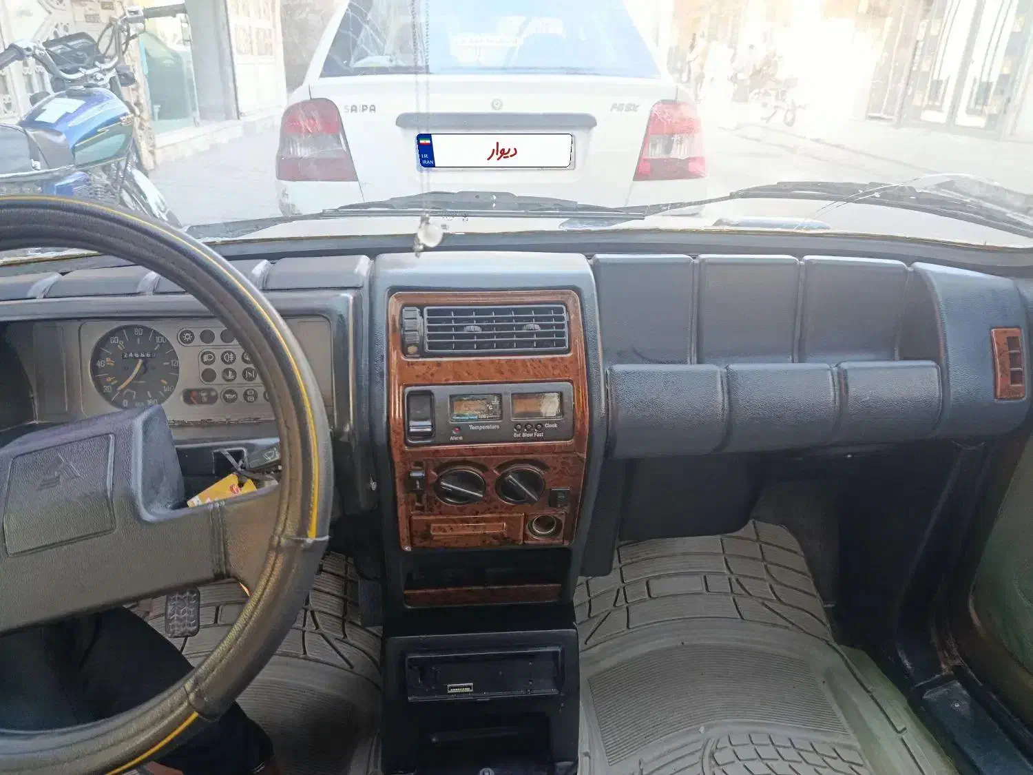 پیکی مدل ۸۱ بژ سالم و رو پا تمام خرجی ها انجام شده|خودرو سواری و وانت|مشهد, طبرسی شمالی|دیوار