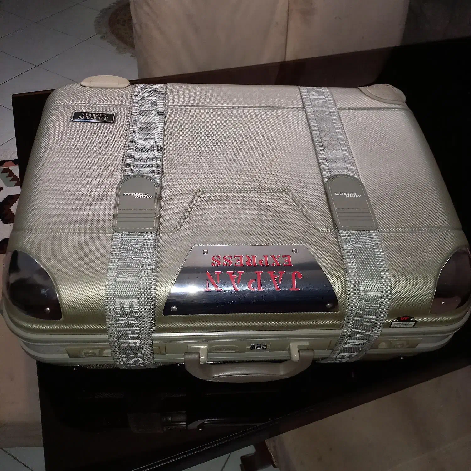 چمدان سایز متوسط|کیف، کفش، کمربند|تهران, هفت حوض|دیوار