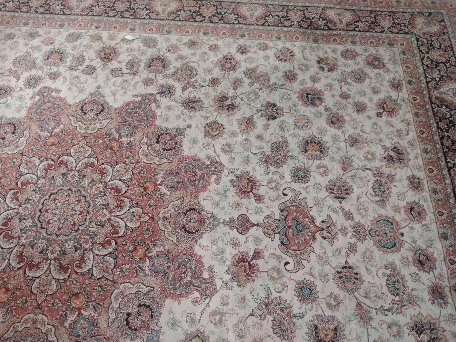 فرش 700شانه دست باف گونه|فرش|مشهد, شهرآرا|دیوار