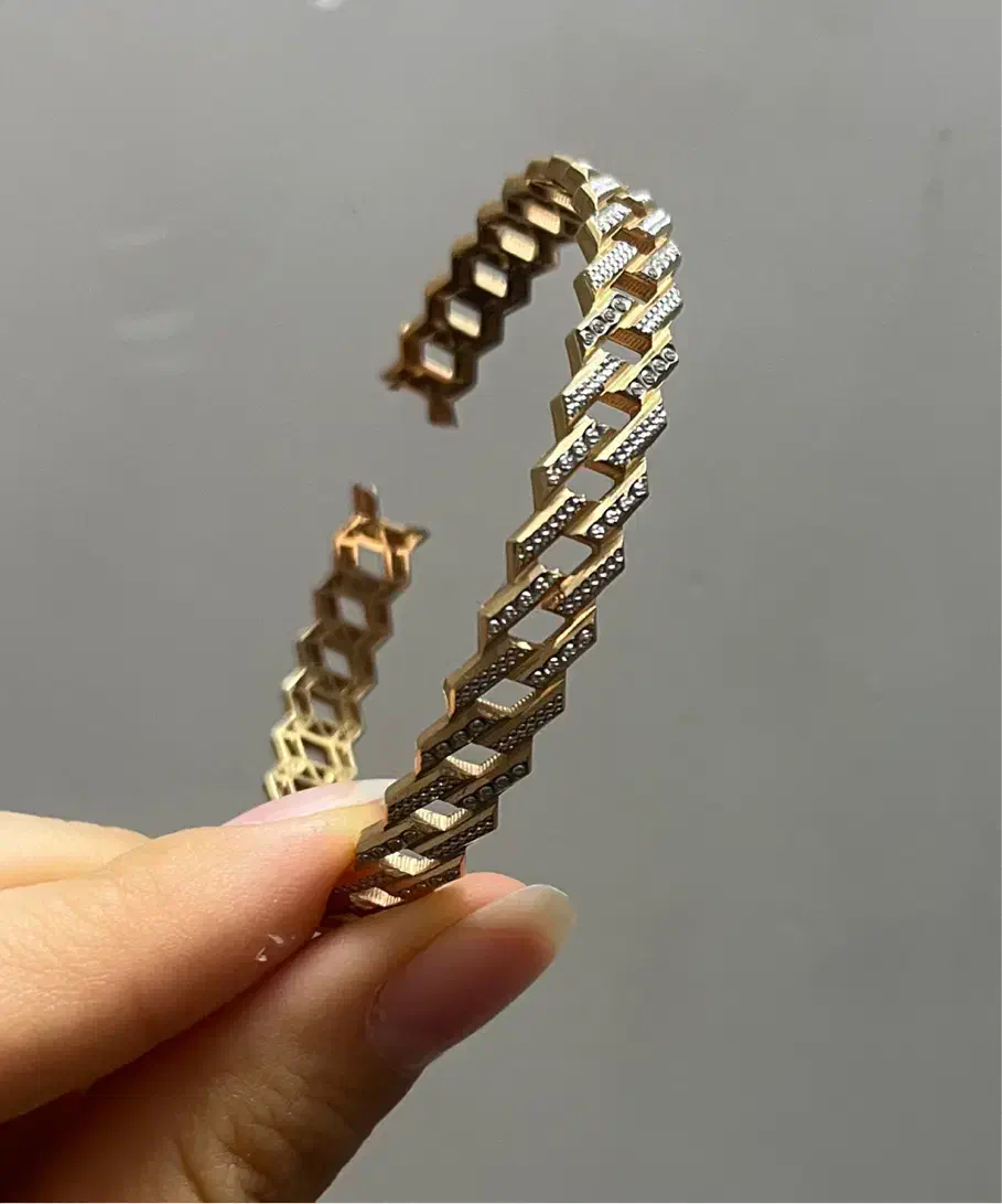 النگو کارتیر تراش طلا سایز یک قیمت تابلو|جواهرات|قم, شهرک مهدیه (مدرس)|دیوار