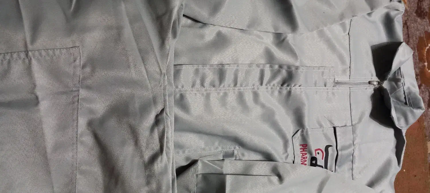 لباس‌کار‌نو|لباس|بفروئیه, |دیوار