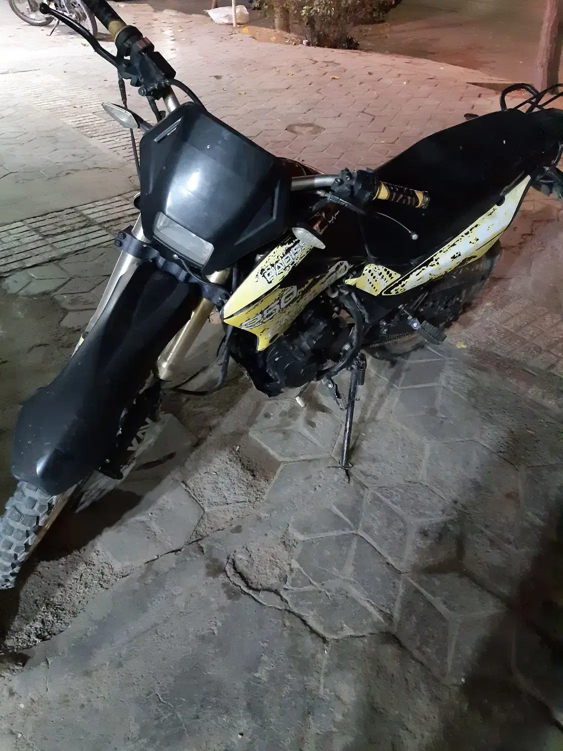 تریل کویر 200 مدل 91 با مدارک کامل|موتورسیکلت|تربتحیدریه, اندیشه|دیوار