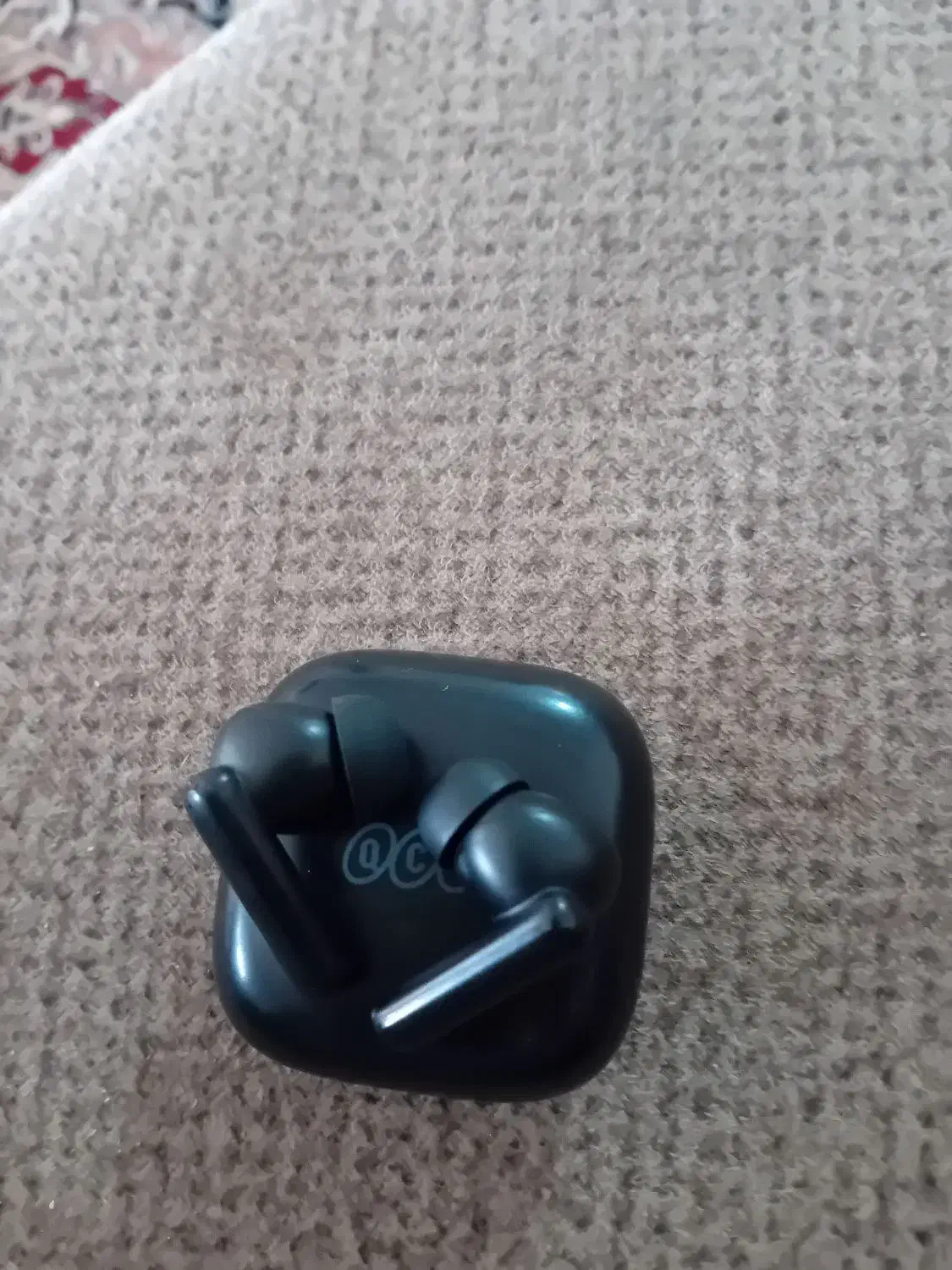 یک عدد ایرپاد درحد نو مارک QCYاصلی|لوازم جانبی موبایل و تبلت|گرگان, |دیوار