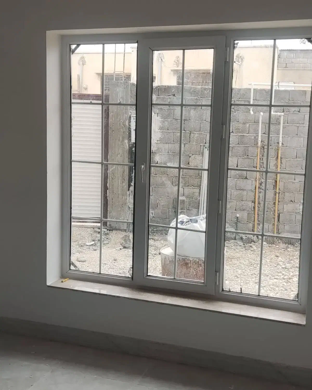 ساخت ونصب انواع در وپنجره upvc وترمال|مصالح و تجهیزات ساختمان|بندر کنگان, |دیوار