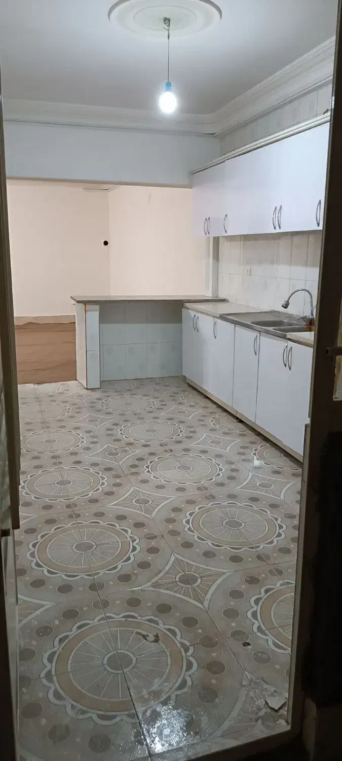 آپارتمان کشاورز طبقه همکف پارکینگ دار|اجارهٔ آپارتمان|مشهد, نوید|دیوار