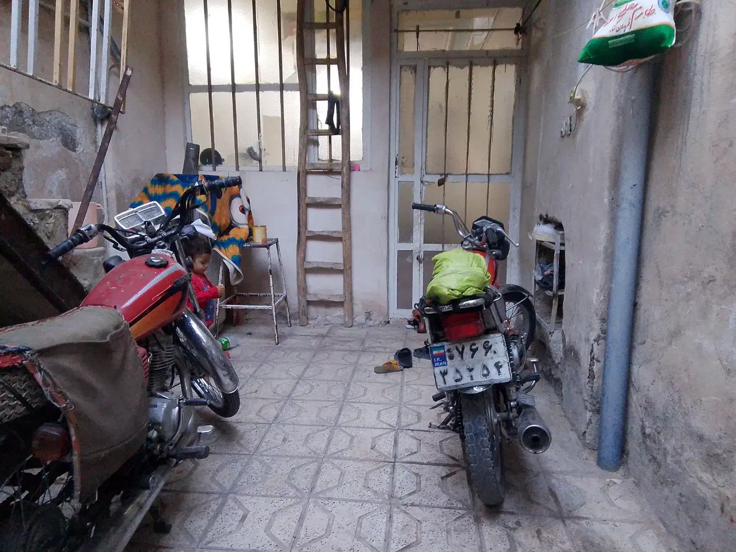 خانه دوطبقه دربست|اجارهٔ خانه و ویلا|مشهد, شهید قربانی|دیوار