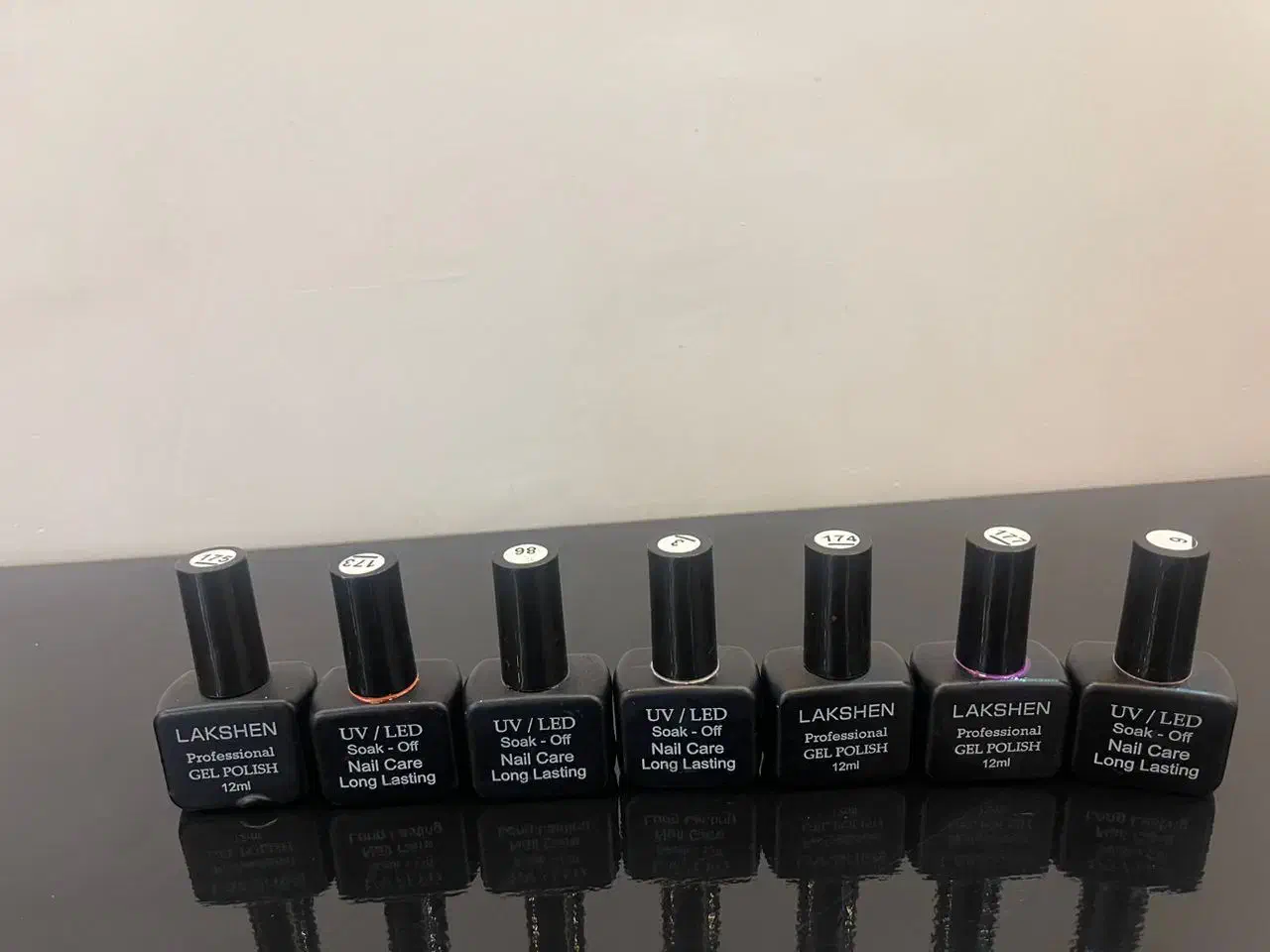 لوازم کاشت ناخون|آرایشی، بهداشتی، درمانی|خمینیشهر, |دیوار