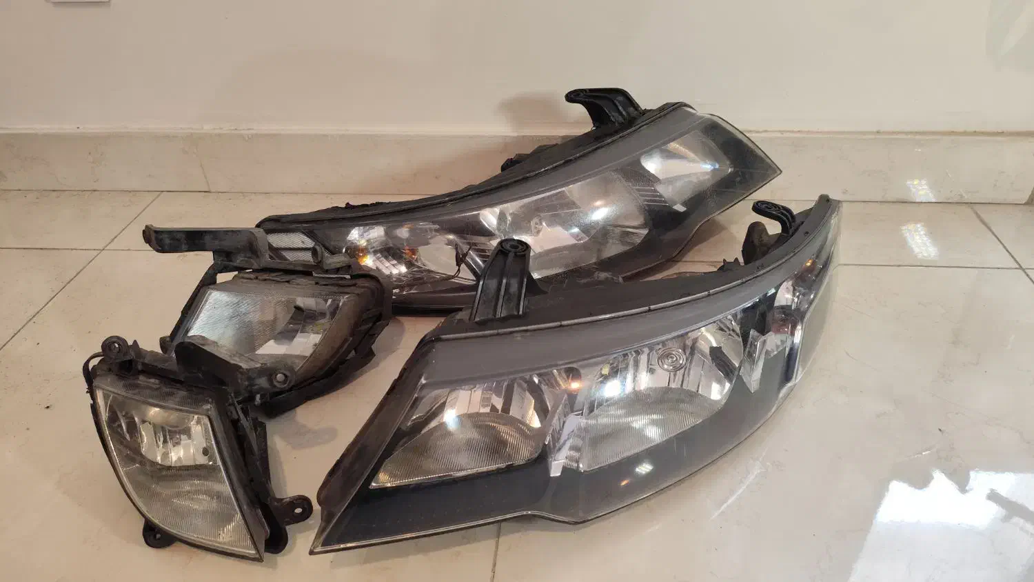 چراغ سراتو اصل|قطعات یدکی و لوازم جانبی|تهران, حکیمیه|دیوار