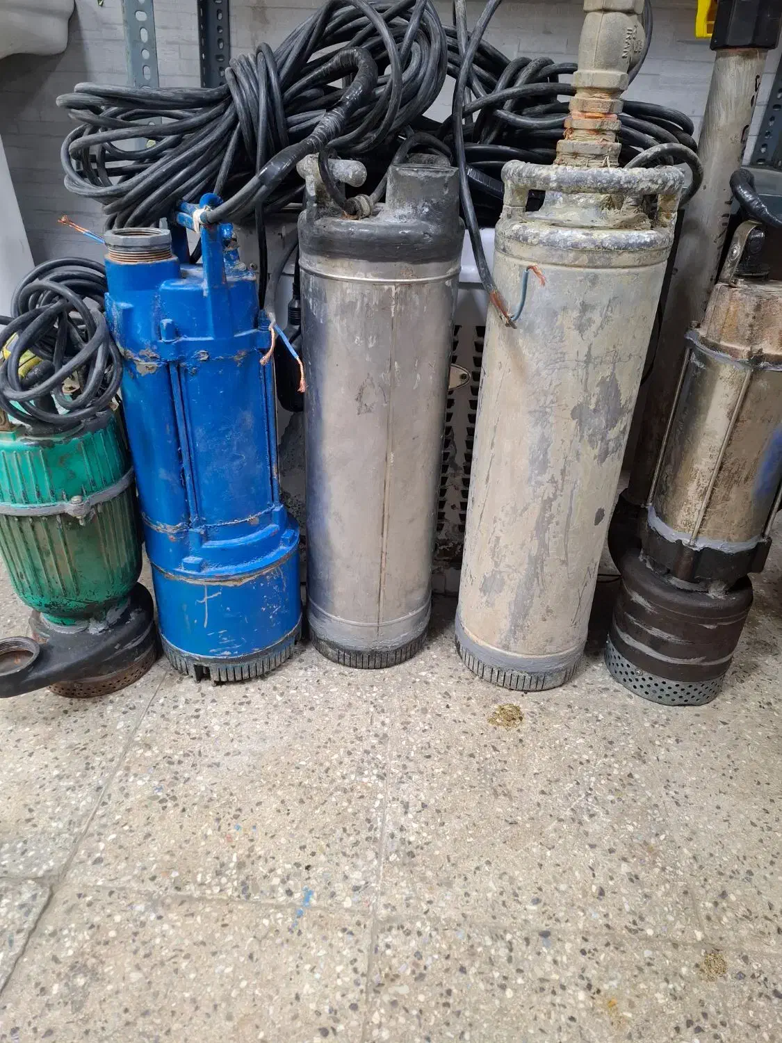 کفکش|ماشین‌آلات صنعتی|سنندج, |دیوار