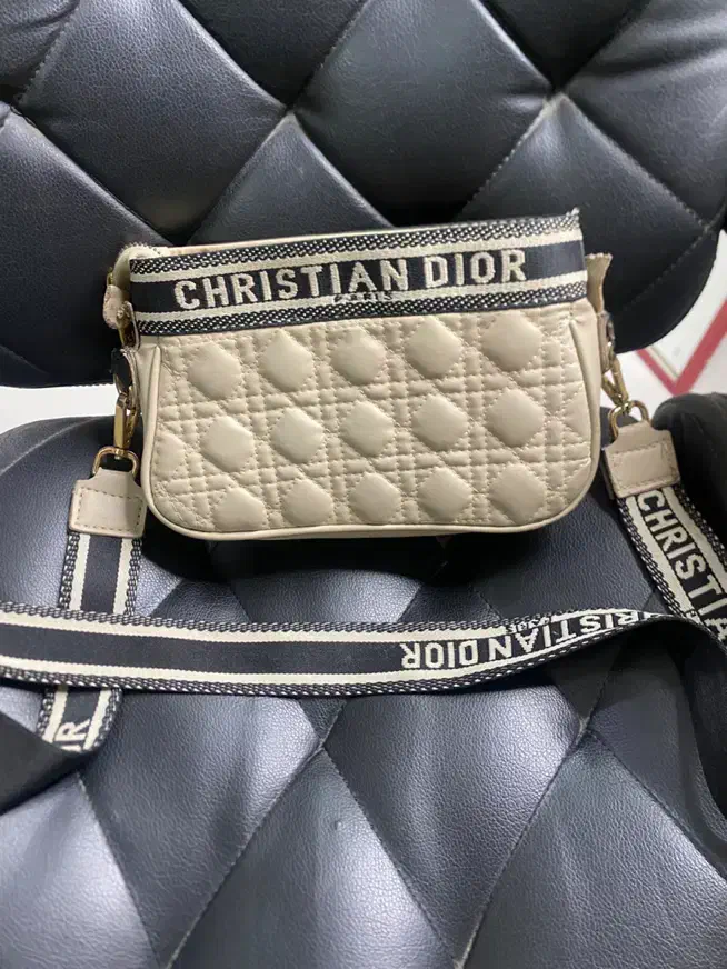 کیف و کفش بسیار تمیز|کیف، کفش، کمربند|سبزوار, قصبه شرقی|دیوار