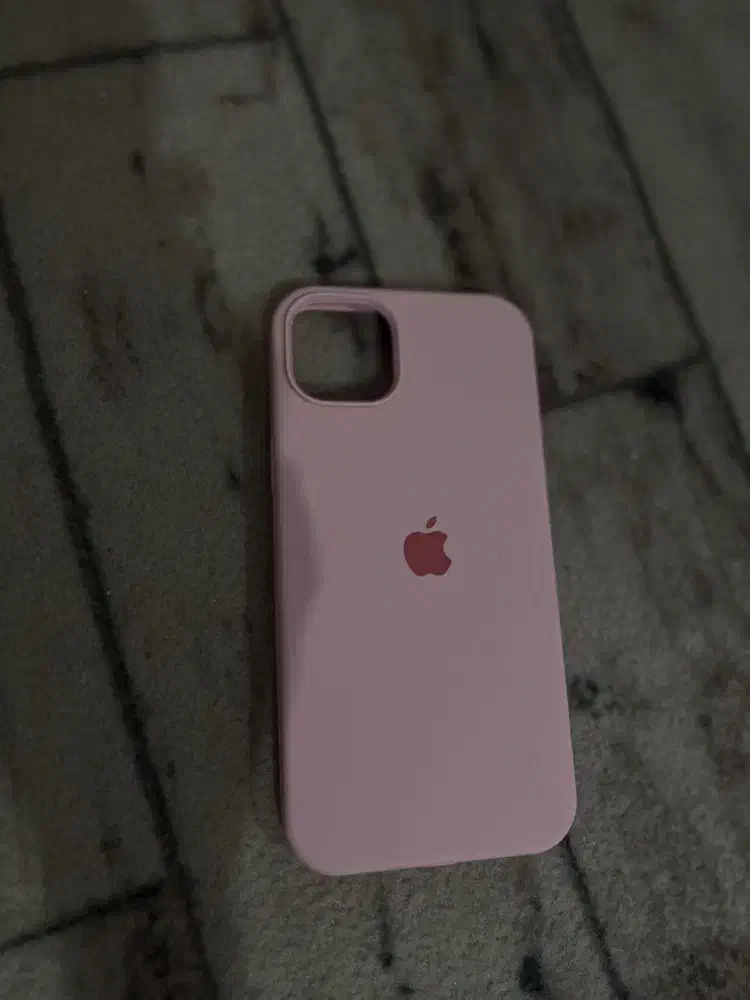 قاب سیلیکونی ایفون ۱۴ پلاس|لوازم جانبی موبایل و تبلت|رشت, معلولین|دیوار