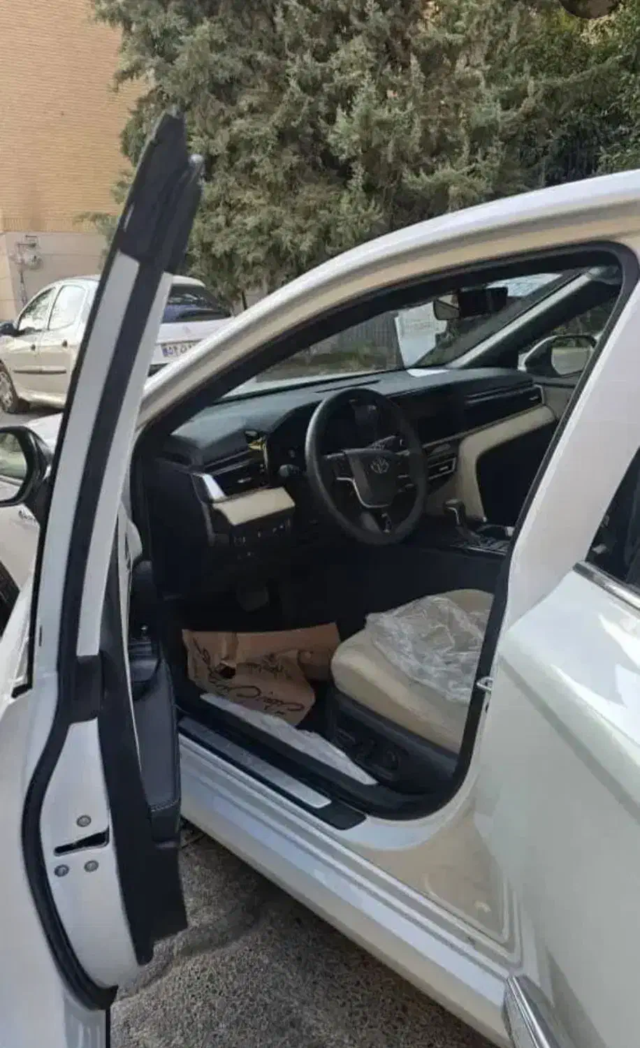 کمری Le 2025 خشک 2.5 لیتر ژاپن|خودرو سواری و وانت|اصفهان, شاهد|دیوار