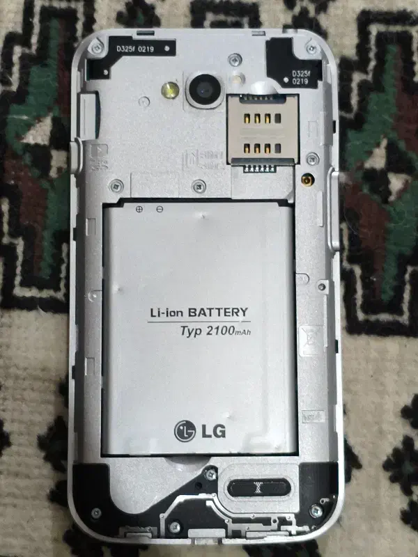 گوشی LG مدل D325|موبایل|تهران, خواجه نظام الملک|دیوار