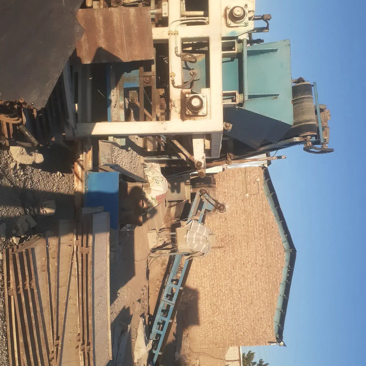 یک دستگاه بولک جدول۸۰۰|ماشینآلات صنعتی|خوی, |دیوار