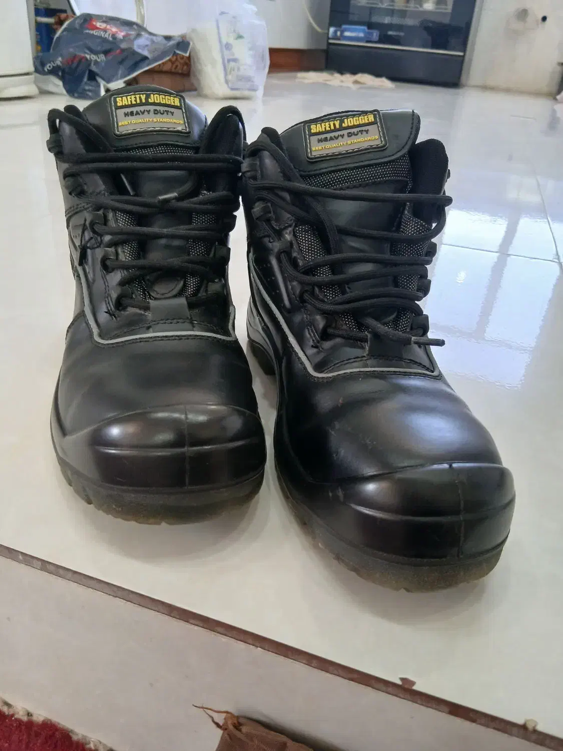 کفش ایمنی نوک آهنی ضد آب و ضدسایش س۴۱و ۴۲قیمت ۱۶۵۰|کیف، کفش، کمربند|مراغه, |دیوار