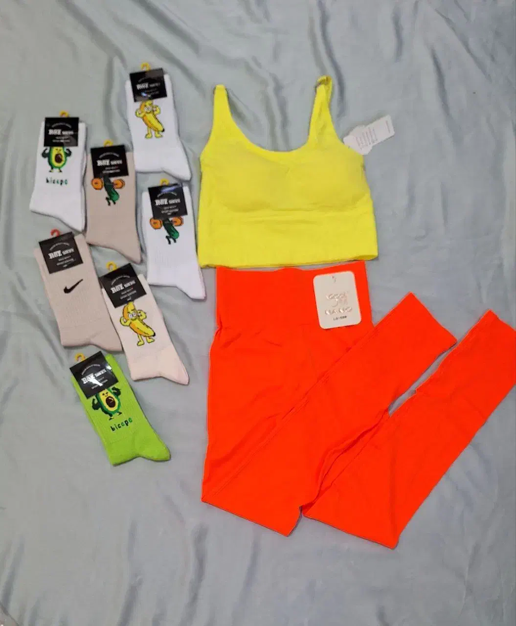 لباس باشگاهی|لباس|گالیکش, |دیوار