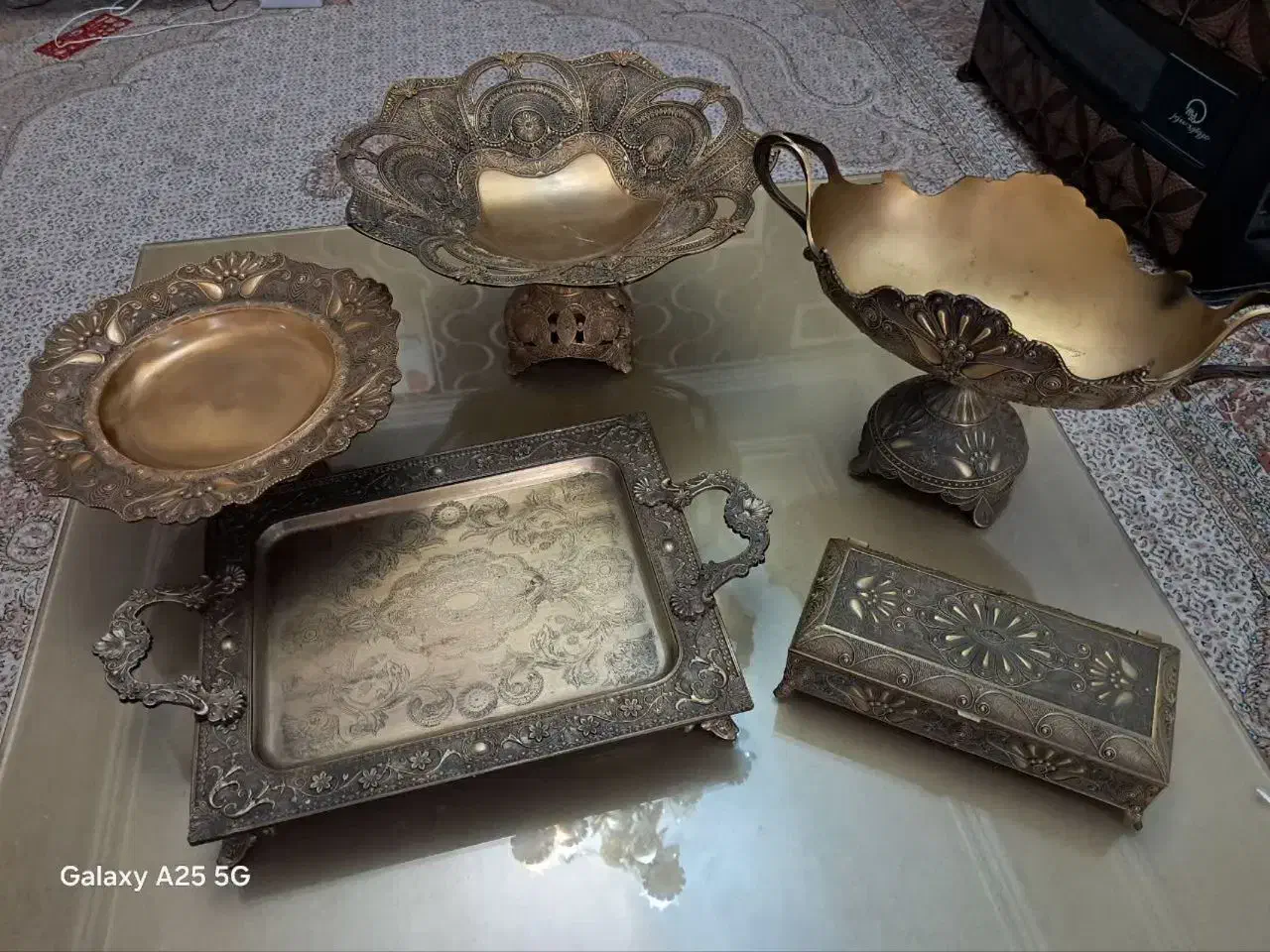 برنز و پیوتر و گلسرخ و مس و آینه و مانیتور و قندان|ظروف سرو و پذیرایی|اسلامشهر, شهرک قائمیه|دیوار