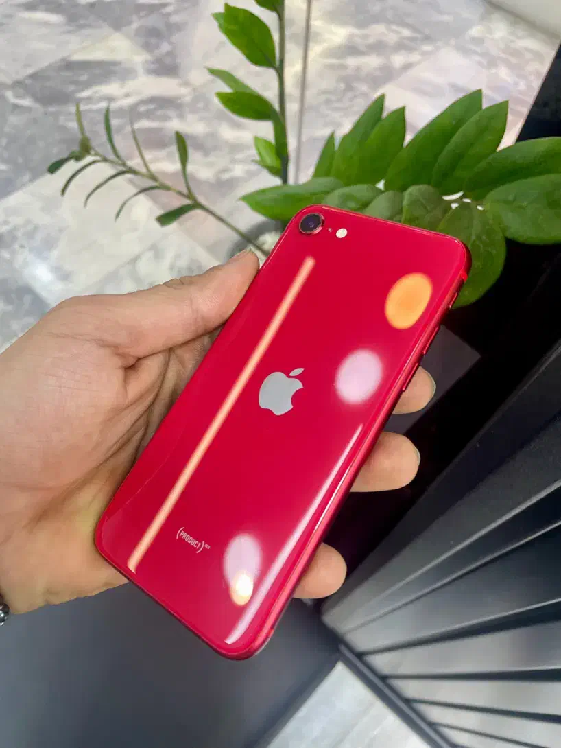 ایفون se 2020|موبایل|اصفهان, جلفا|دیوار