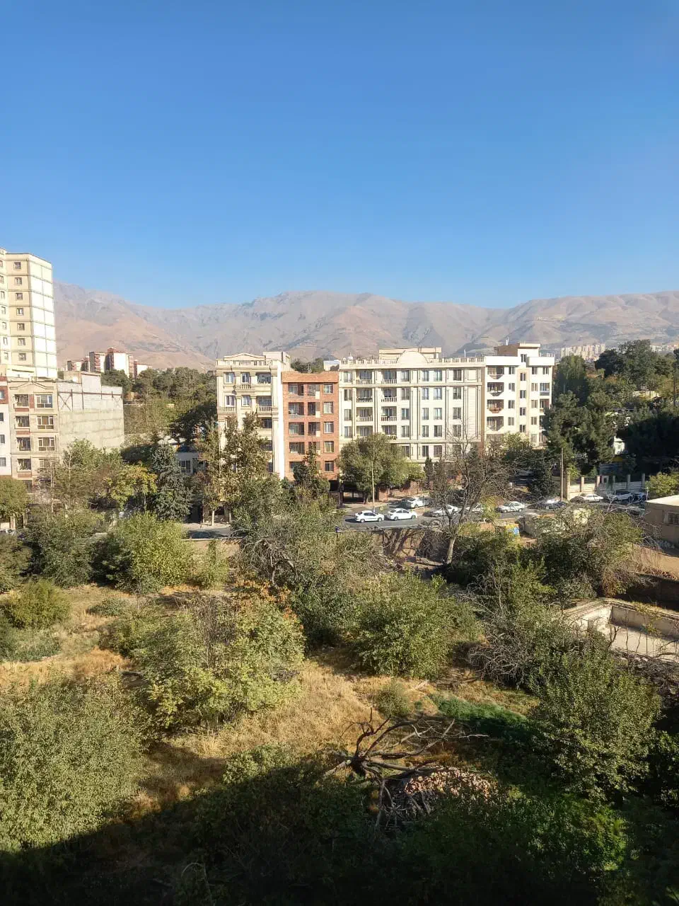 ۲۰۰متر ۴خواب رهن و اجاره پاسداران. شیان