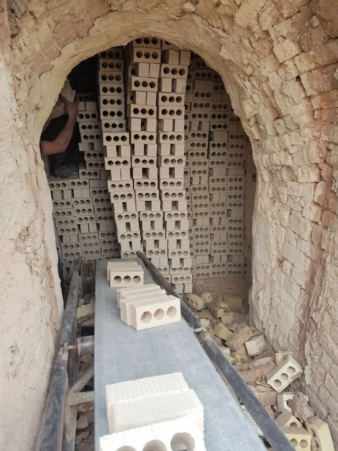 آجر سه گل|مصالح و تجهیزات ساختمان|اصفهان, قهاب جنوبی|دیوار