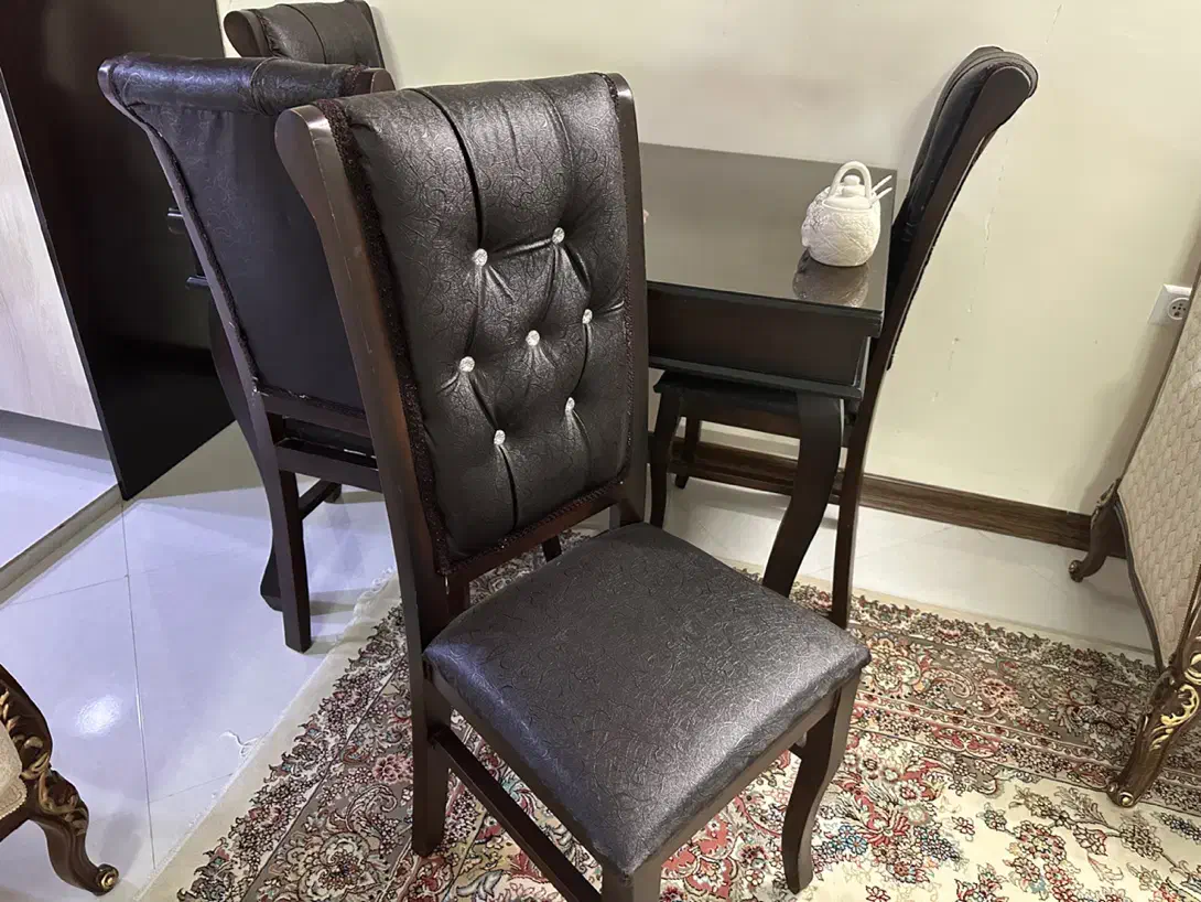 میز عذاخوری|میز و صندلی غذاخوری|مشهد, الهیه|دیوار