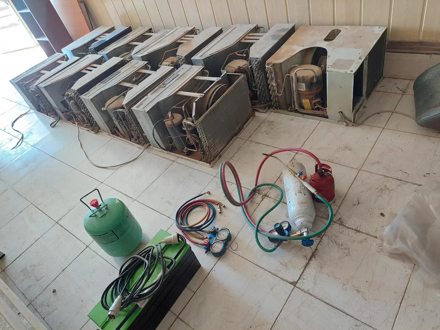 خدمات نصاب تعمیر کار سرویس و گاز گیری کولر گازی|خدمات پیشه و مهارت|اهواز, اهواز|دیوار