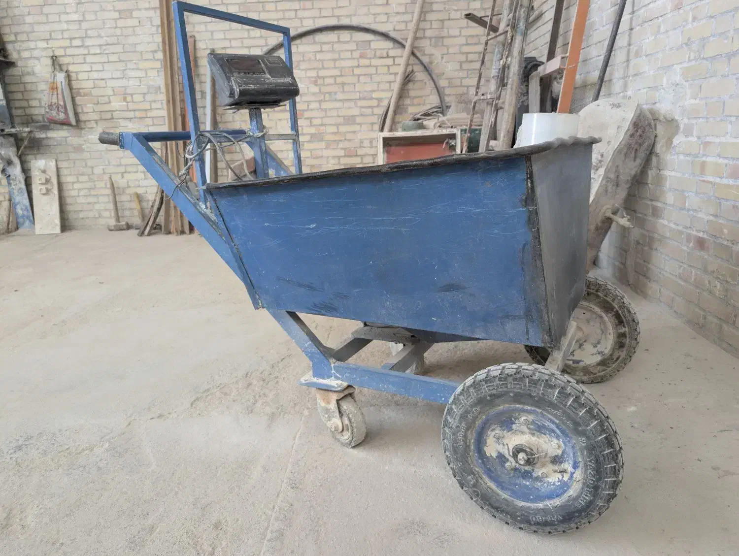 فرقون باسکول دار فرقون|ابزارآلات|مشهد, رباط طرق|دیوار