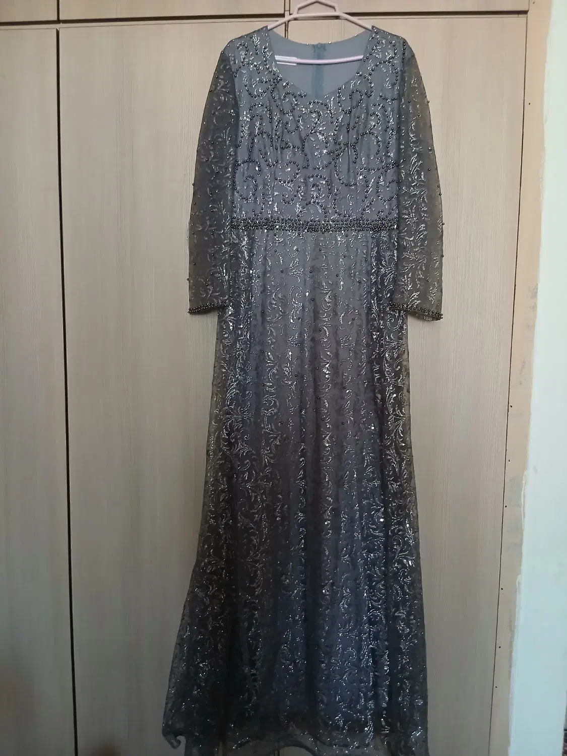 پیراهن مجلسی|لباس|اهواز, معین زاده|دیوار