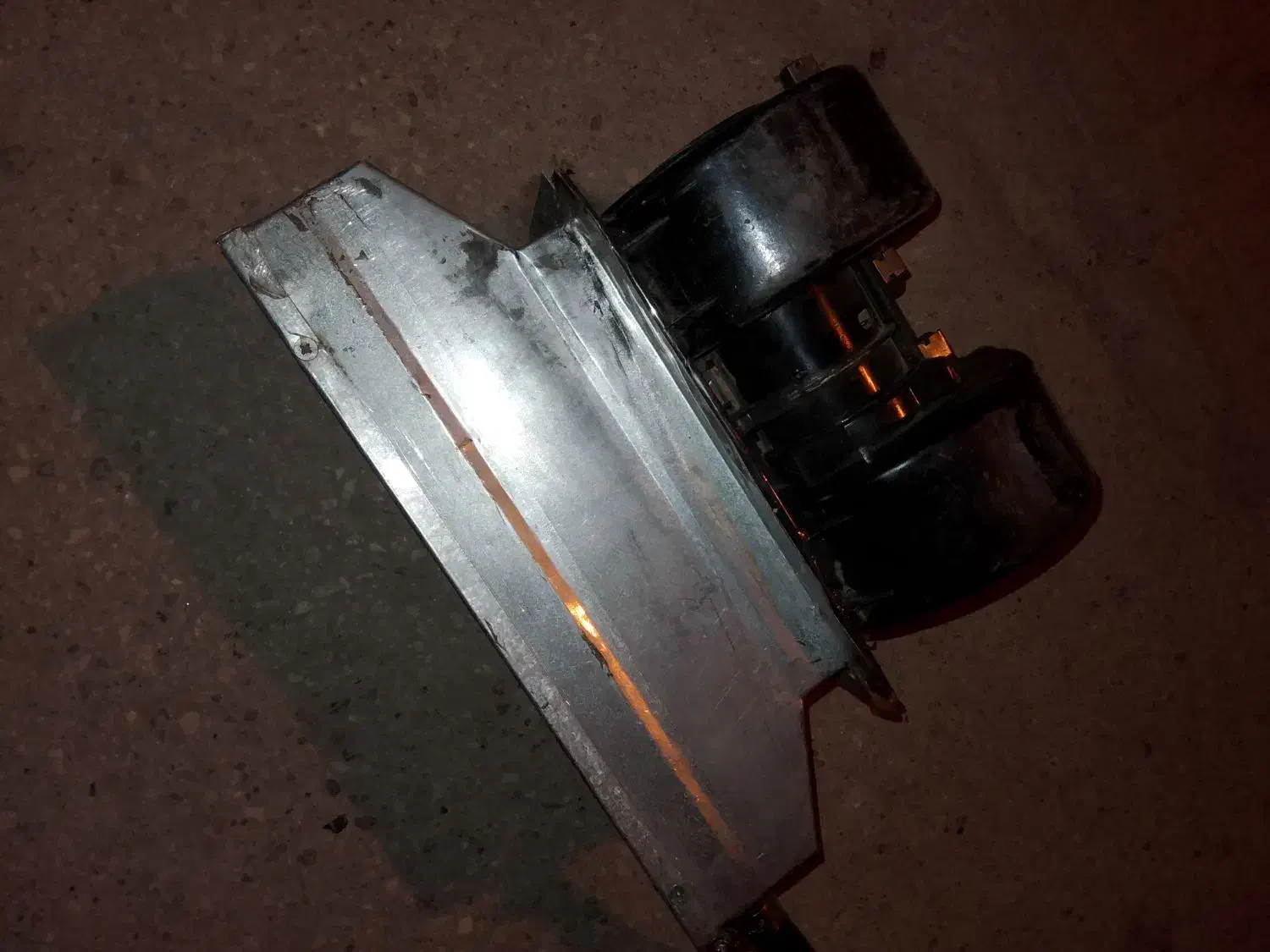 رادیاتور بخاری|قطعات یدکی و لوازم جانبی|نیشابور, گنبد سبز|دیوار